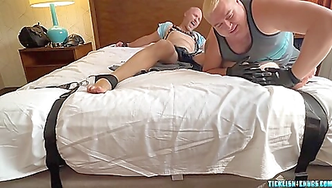 Beautiful girl gets her ass pounded