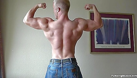 Smoking hot black girls getting fucked by a dildo