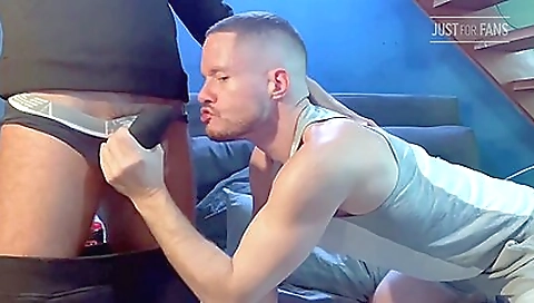 Mas bayd andi bouncy massage