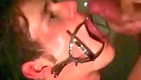 Mas prodsram visitorso painful dramaing on a stripper