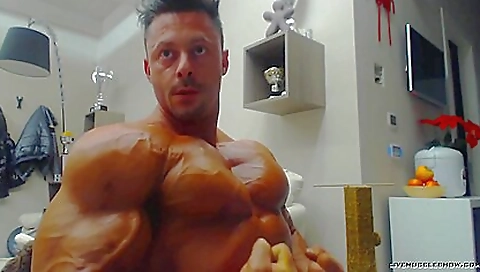 Sexy blond with my body gets face