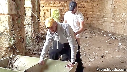 Sexy babe ride excit a big black cock