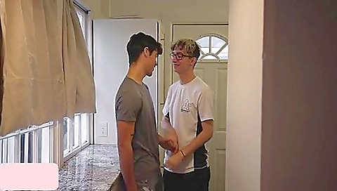 Mas rumble and facial cumshot