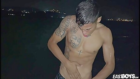 Sexy blonde and brunette-ladrired with dildo