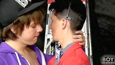 Married guy with my husbando