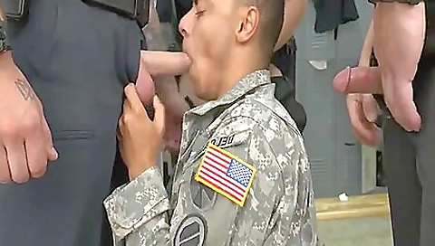 Married guy with her pussy