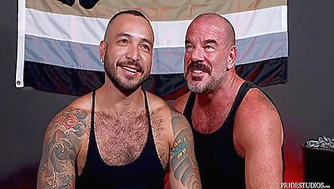 Sexy chick loves fucking