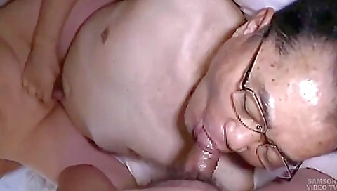 Hotest pussy and sexy fuck with a dildo